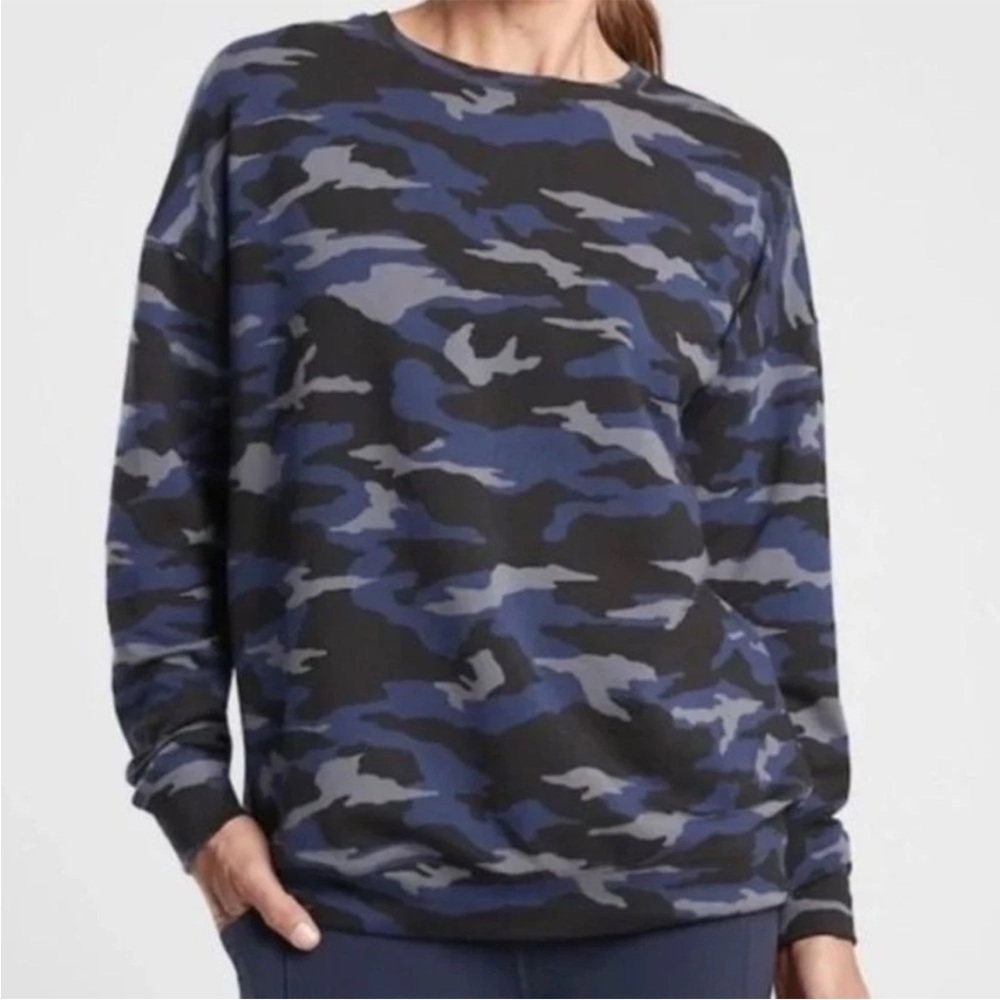 Athleta Studio To Street Printed Camo Blue Pullover Crewneck Sweatshirt Small